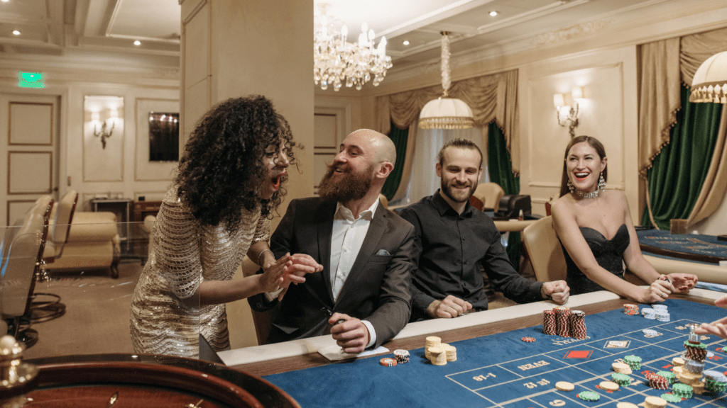 gamblers in roulette table